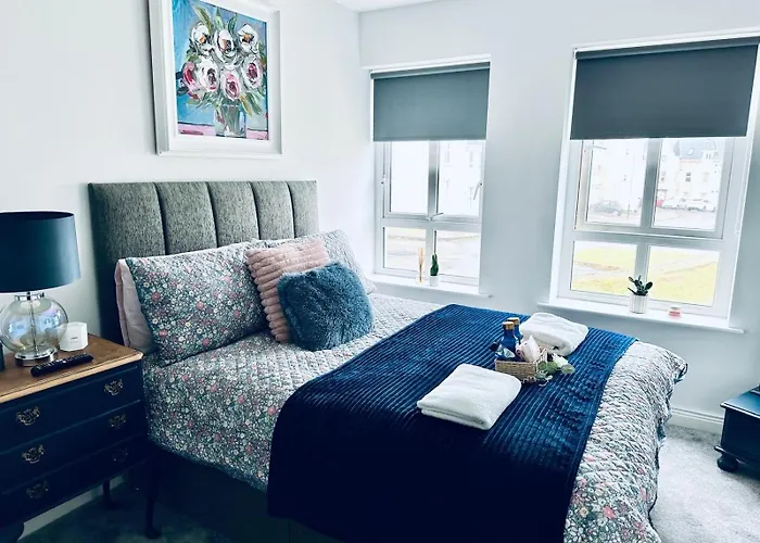 Coastal Haven 5 Bed Gem In Portrush Center