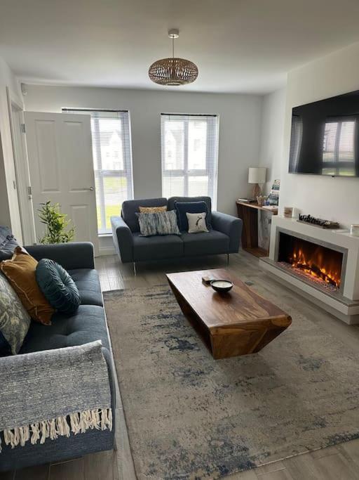 Coastal Haven 5 Bed Gem In Center *