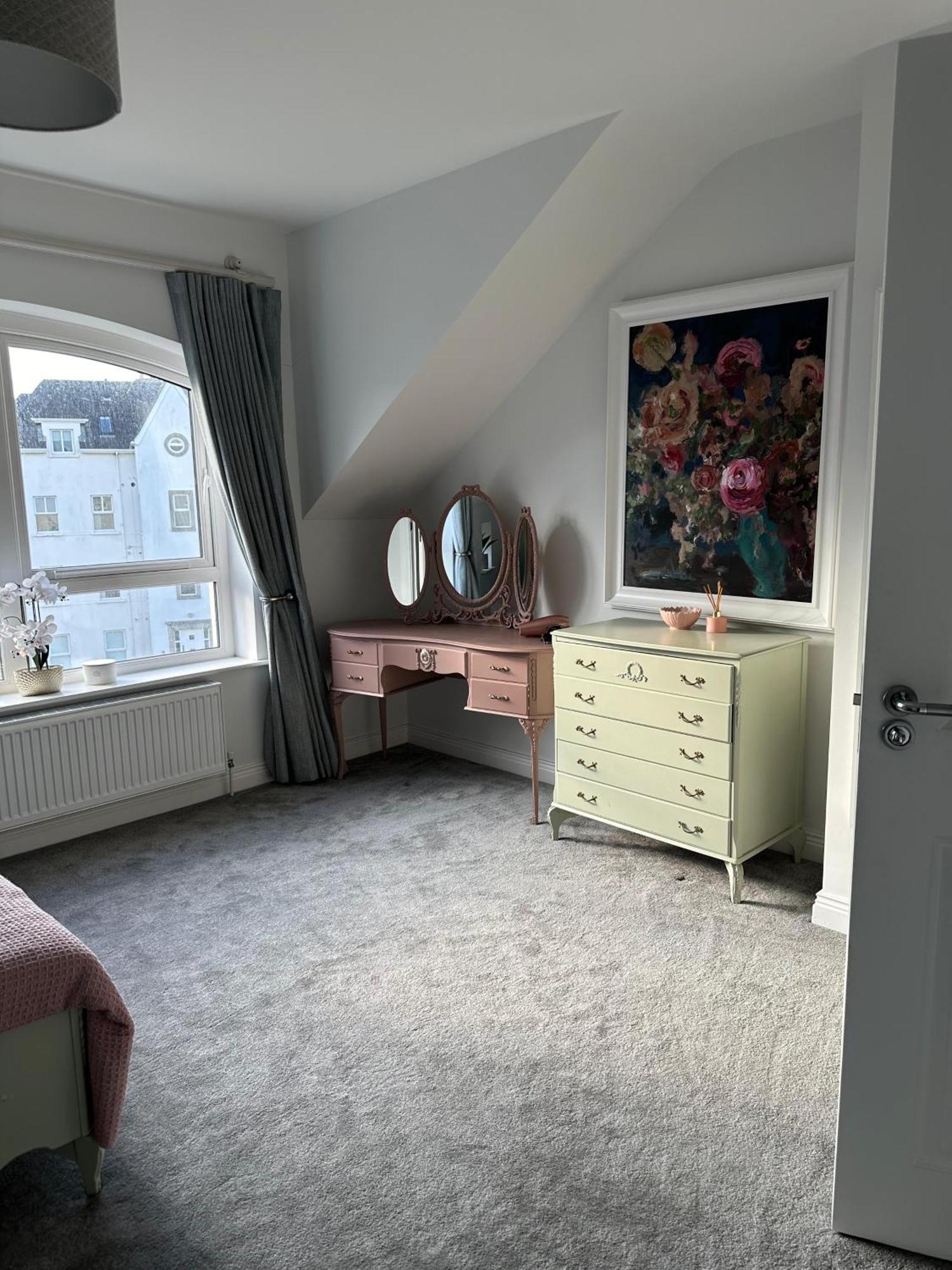 Coastal Haven 5 Bed Gem In Center *
